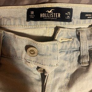 Hollister boyfriend fit size 5
